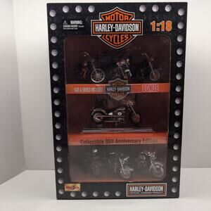 Maisto Harley Davidson Motorcycles 1:18 Scale Diecast 95th Anniversary Set #1